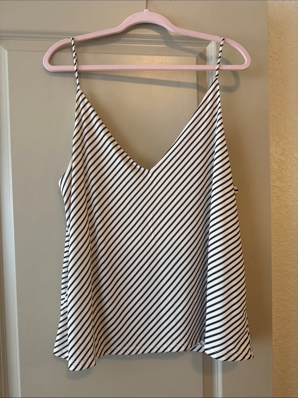 H&M Striped Black and White V-Neck Satin Camisole - Picture 6 of 6